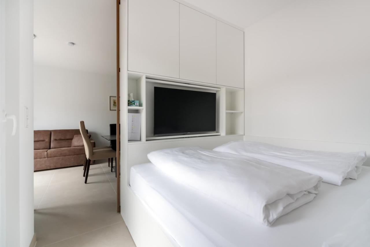 Ferienwohnung Ruhig, Hell Und Neu Mit Garage Wien Exterior foto
