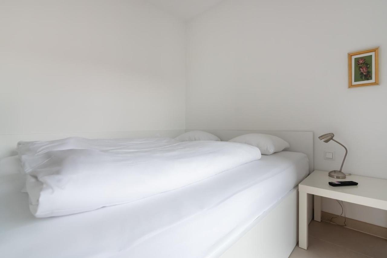 Ferienwohnung Ruhig, Hell Und Neu Mit Garage Wien Exterior foto