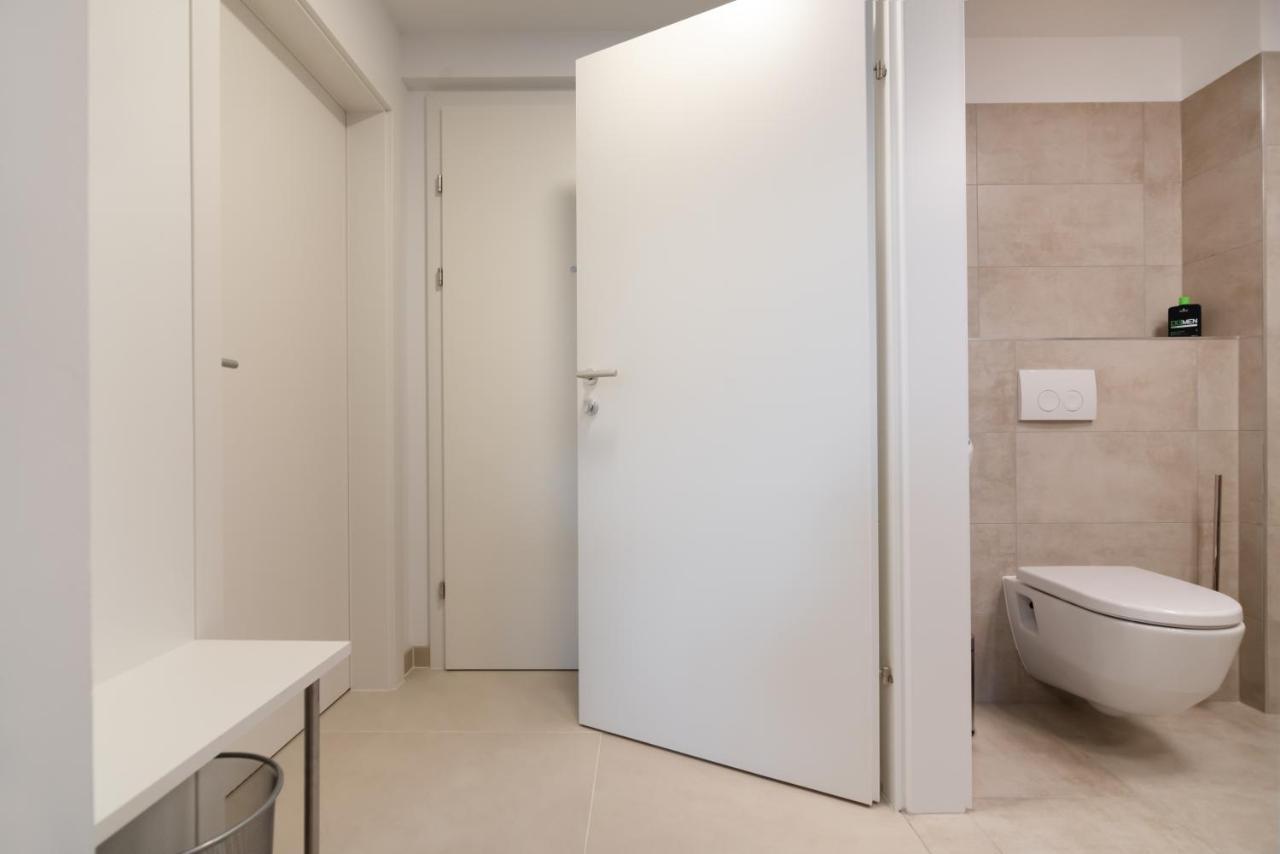 Ferienwohnung Ruhig, Hell Und Neu Mit Garage Wien Exterior foto